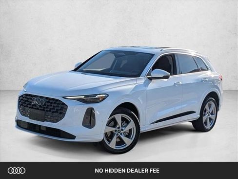 Used 2025 Audi Q5 Premium Plus w/ Premium Plus AWD/4WD image 1