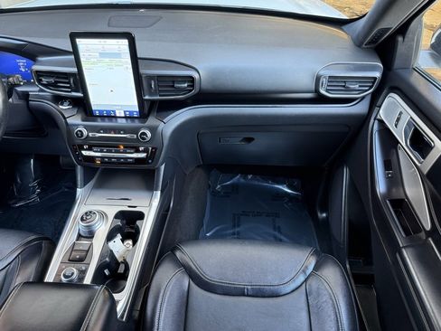 Used 2020 Ford Explorer ST w/ Premium Technology Package image 23