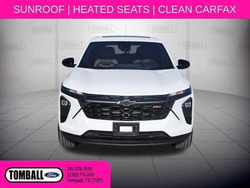 Used 2024 Chevrolet Trax RS w/ Sunroof Package FWD image 2
