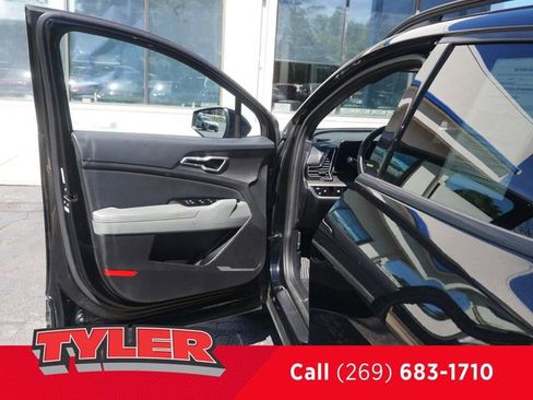 Used 2023 Kia Sportage X-Line w/ X-Line Premium Package AWD/4WD image 20