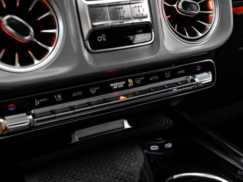 Used 2025 Mercedes-Benz G 63 AMG 4MATIC image 68