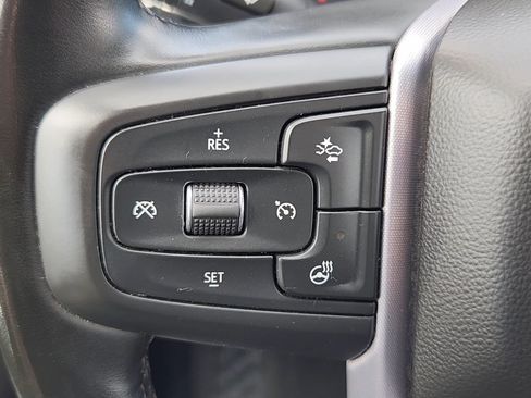 Used 2025 GMC Sierra 1500 SLT AWD/4WD image 12