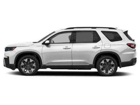 Used 2026 Honda Pilot Touring image 3