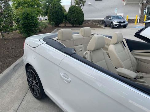 Used 2014 Volkswagen Eos FWD image 38