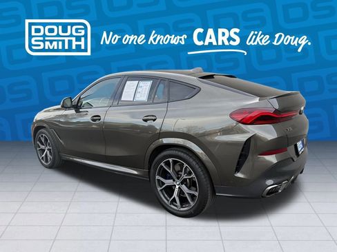 Used 2020 BMW X6 M50i image 2