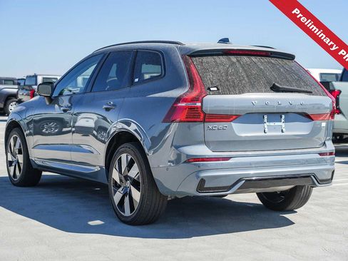 Used 2023 Volvo XC60 T8 Plus w/ Climate Package AWD/4WD image 6
