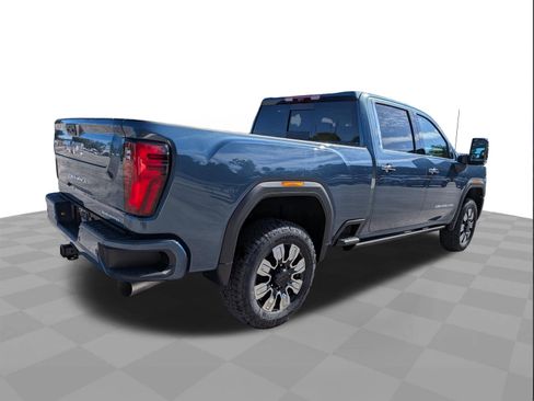 New 2026 GMC Sierra 2500 Denali w/ Denali Reserve Package AWD/4WD image 4