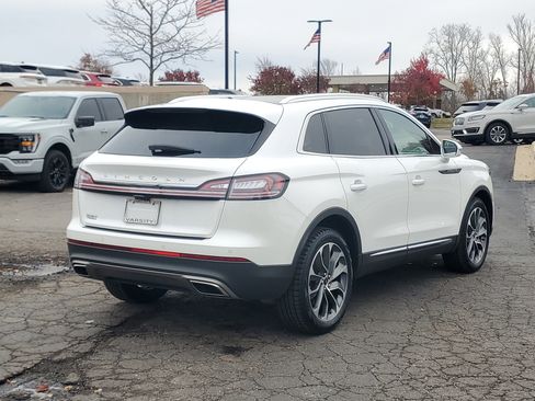 Certified 2022 Lincoln Nautilus Reserve image 6