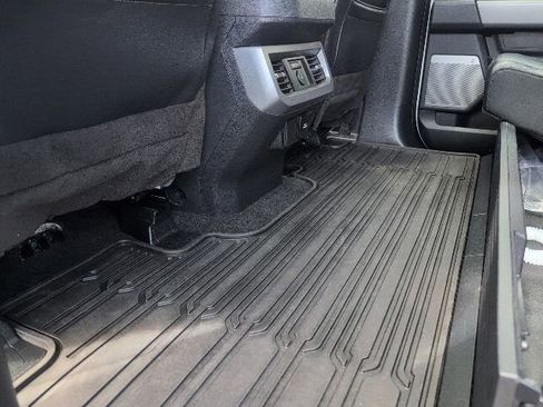 Used 2023 Ford F250 Lariat w/ Lariat Ultimate Package AWD/4WD image 46