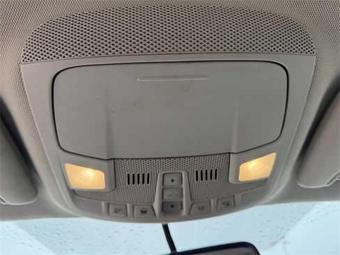 Used 2015 Ford Fusion SE w/ Equipment Group 202A image 26