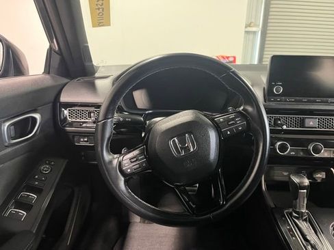 Used 2023 Honda Civic Sport image 19
