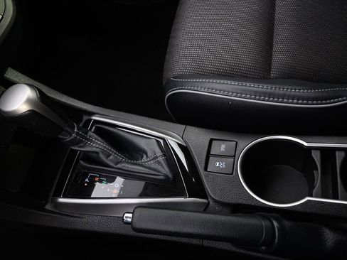 Used 2014 Toyota Corolla S image 27