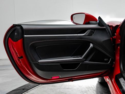 Used 2024 Porsche 911 Carrera w/ Premium Package image 68