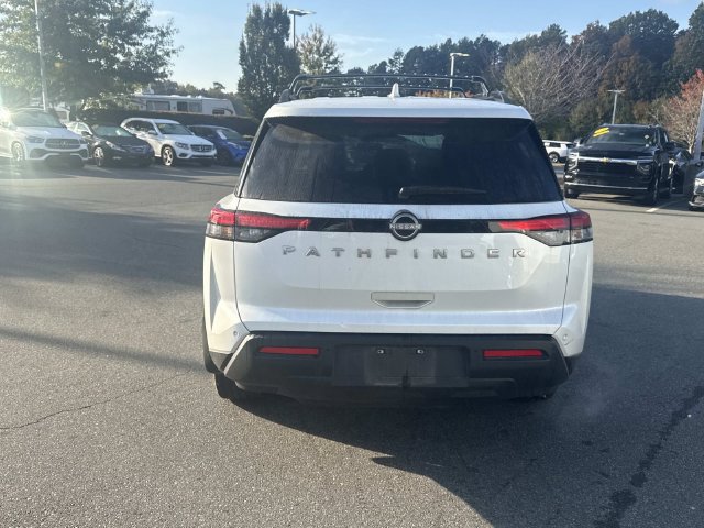 Used 2025 Nissan Pathfinder SV FWD image 7