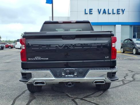 Used 2022 Chevrolet Silverado 1500 LT AWD/4WD image 17