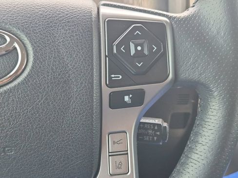 Used 2022 Toyota 4Runner SR5 RWD image 25