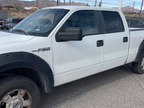 Used 2014 Ford F150 XLT w/ Trailer Tow Package image 2
