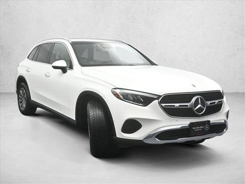 Certified 2026 Mercedes-Benz GLC 300 GLC 300 image 4