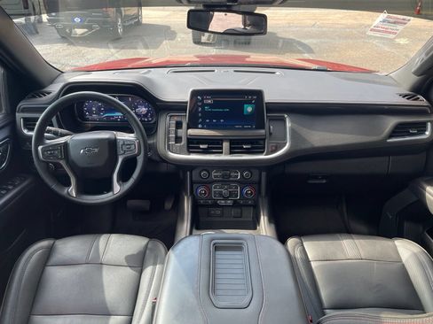 Used 2023 Chevrolet Suburban RST w/ Luxury Package AWD/4WD image 30