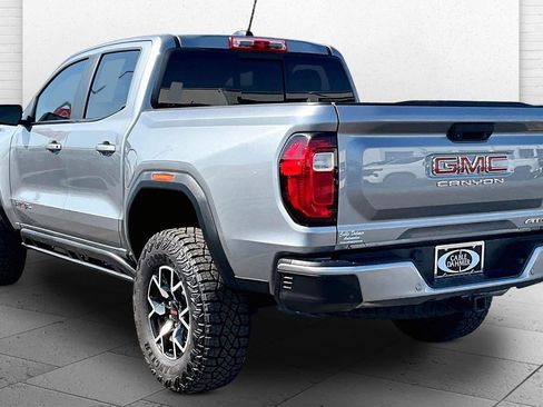 Used 2024 GMC Canyon AT4X AWD/4WD image 12