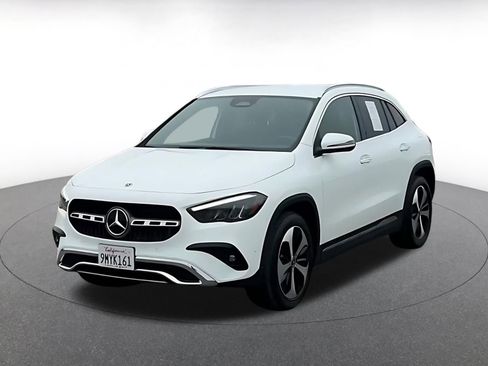 Used 2025 Mercedes-Benz GLA 250 4MATIC image 7