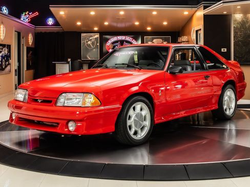 Used 1993 Ford Mustang Cobra RWD image 1