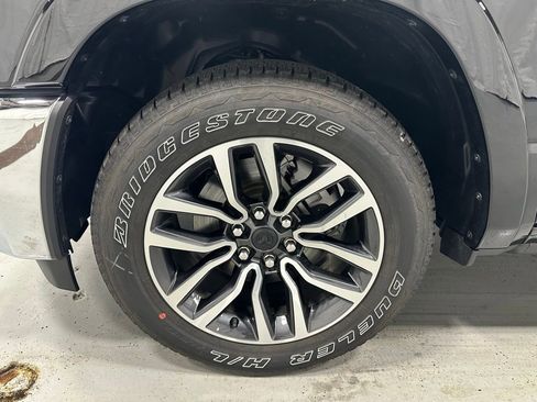 Used 2025 RAM 1500 Limited image 62