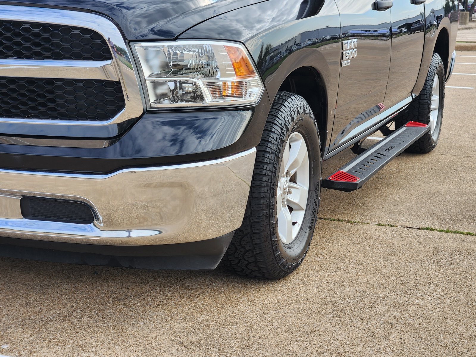Used 2022 RAM 1500 Classic SLT w/ Trailer & Traction Group RWD image 12