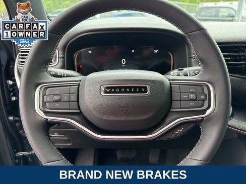 Used 2023 Jeep Wagoneer 4WD w/ Premium Group I image 8