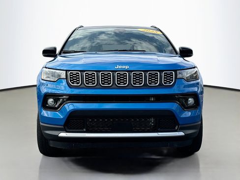 Used 2025 Jeep Compass Limited AWD/4WD image 17