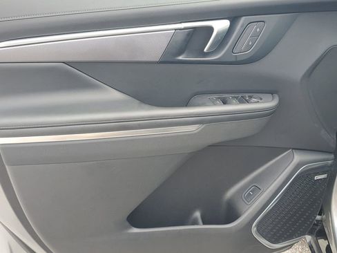 Used 2025 Buick Enclave Sport Touring image 42