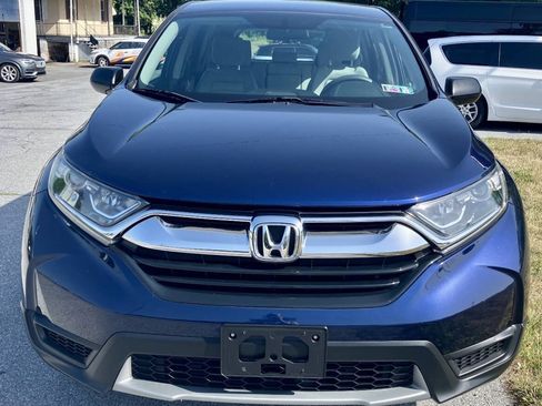 Used 2017 Honda CR-V LX image 3