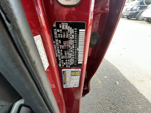 Used 2020 Kia Sorento LX image 24