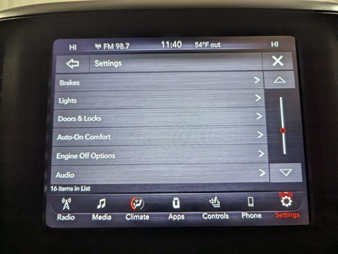 Used 2021 RAM 1500 Laramie w/ Off Road Group image 25