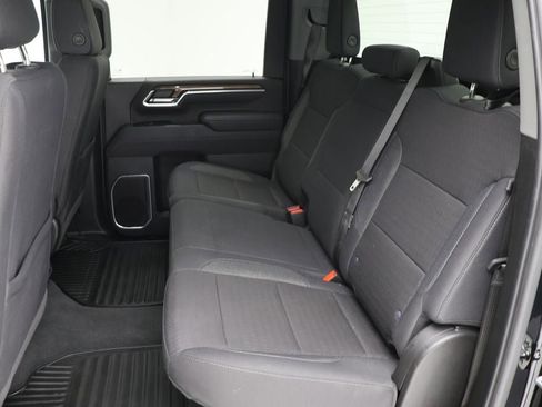 Used 2025 Chevrolet Silverado 2500 LT w/ Convenience Package image 7