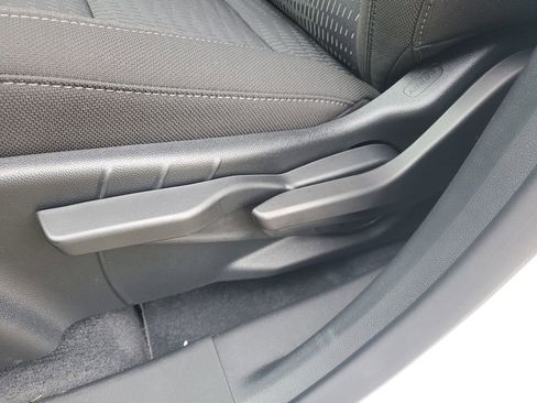 New 2026 Chevrolet Equinox LT w/ LPO, Floor Liner Package image 20