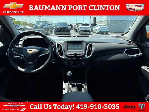 Used 2018 Chevrolet Equinox LT FWD image 15