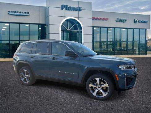New 2026 Jeep Grand Cherokee Limited AWD/4WD image 1