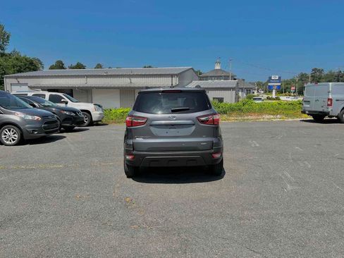 Used 2019 Ford EcoSport SE image 6