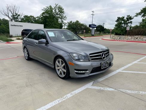 Used 2014 Mercedes-Benz C 250 Sedan image 6