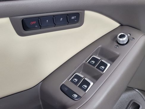 Used 2016 Audi Q5 3.0T Premium Plus w/ Technology Package image 21