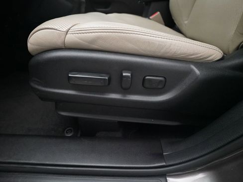 Used 2016 Honda CR-V EX-L image 29