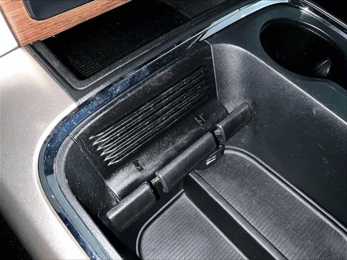 Used 2018 RAM 1500 Laramie w/ Convenience Group image 29