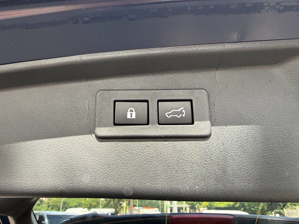 Certified 2025 Subaru Outback Onyx Edition AWD/4WD image 27
