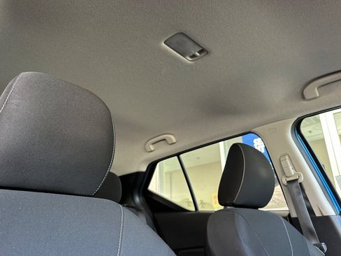 Used 2021 Nissan Kicks SV FWD image 17