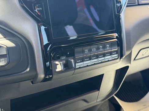 New 2026 RAM 3500 Big Horn AWD/4WD image 19