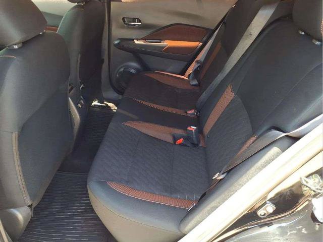 Certified 2024 Nissan Kicks SR FWD image 12