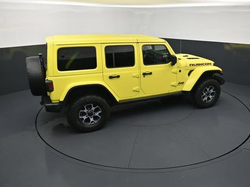 Certified 2023 Jeep Wrangler Unlimited Rubicon w/ Cold Weather Group AWD/4WD image 18
