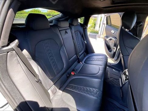 Used 2023 BMW X6 M AWD/4WD image 27