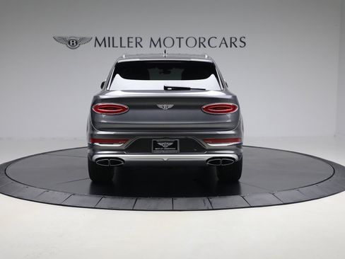 New 2025 Bentley Bentayga Extended Wheelbase image 6